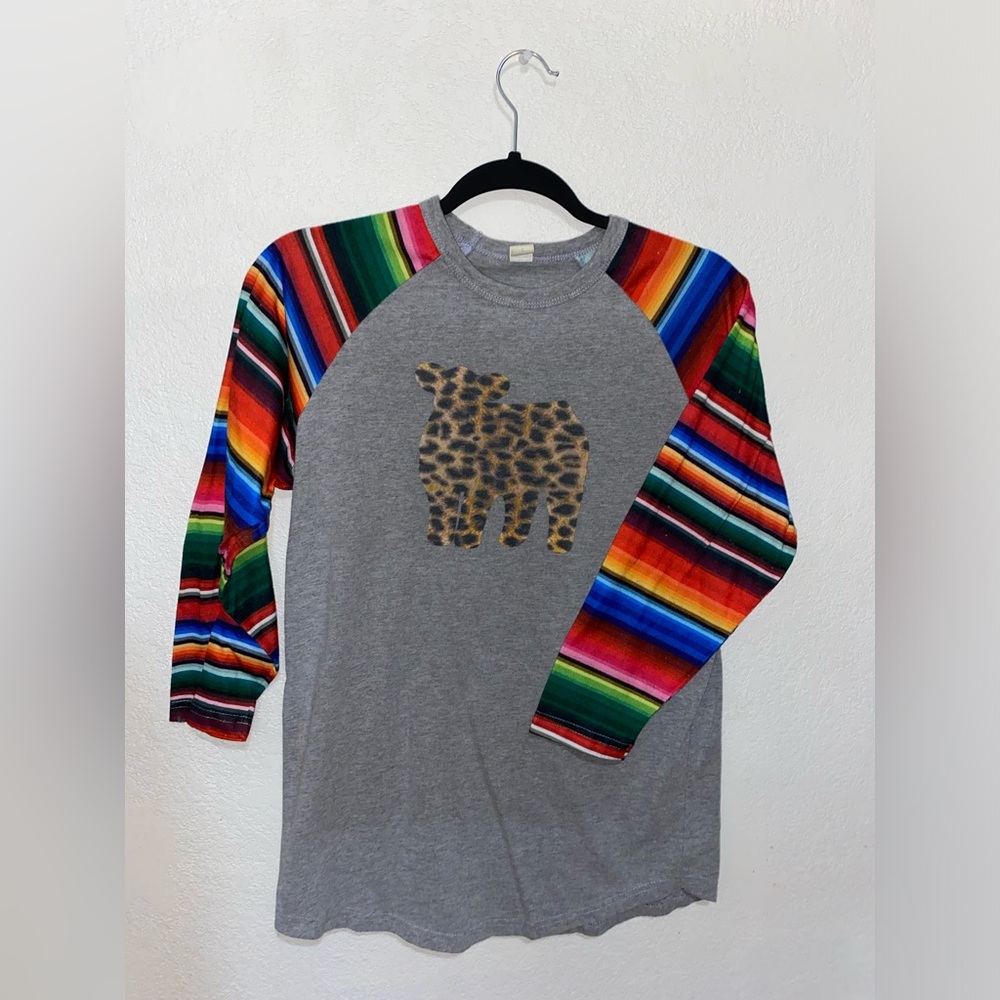 •cute mid sleeve•